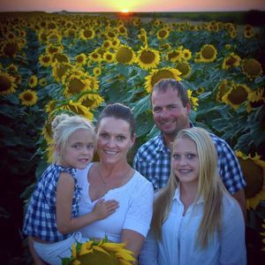 Meet your Posher, Loni